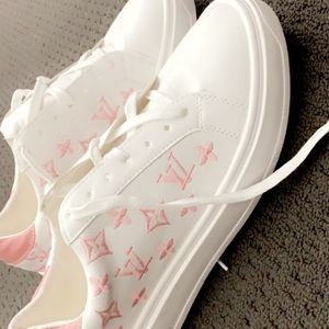 Lv shoes